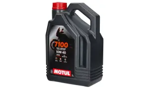 Motul 7100 10W40: Pełny syntetyk z estrami. Czy warto dopłacić?