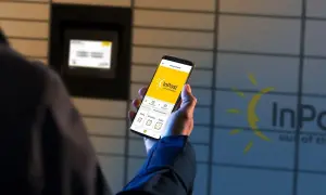 Odbiór paczki w inpost skrytce za pomocą aplikacji mobilnej.