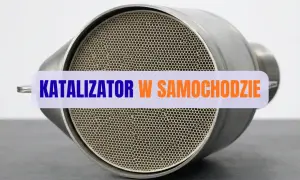 Nowy katalizator samochodowy z widocznym wnętrzem o strukturze plastra miodu.