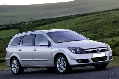Opel Astra H 1.9 CDTI: Pojemność baku? Zasięg, rezerwa, porady