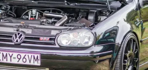 Pojemność baku Golf IV: 55L, rezerwa, zasięg i ukryty trik!