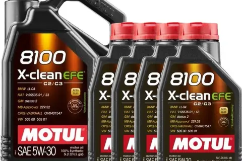 Motul Specific czy 8100 X-clean? Wybierz idealny olej dla auta!