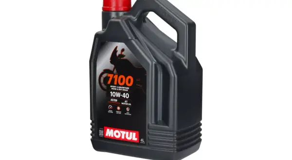 Motul 7100 10W40: Pełny syntetyk z estrami. Czy warto dopłacić?