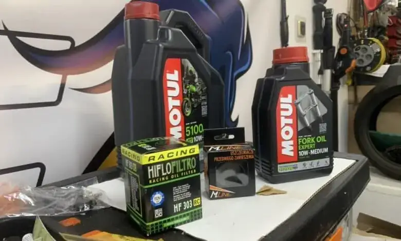 Motul 7100 vs 5100 porównanie