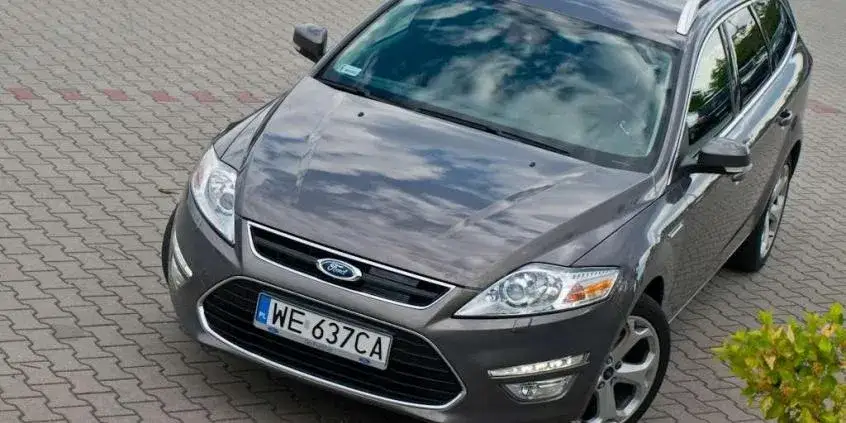 Ford Mondeo Mk4 na autostradzie