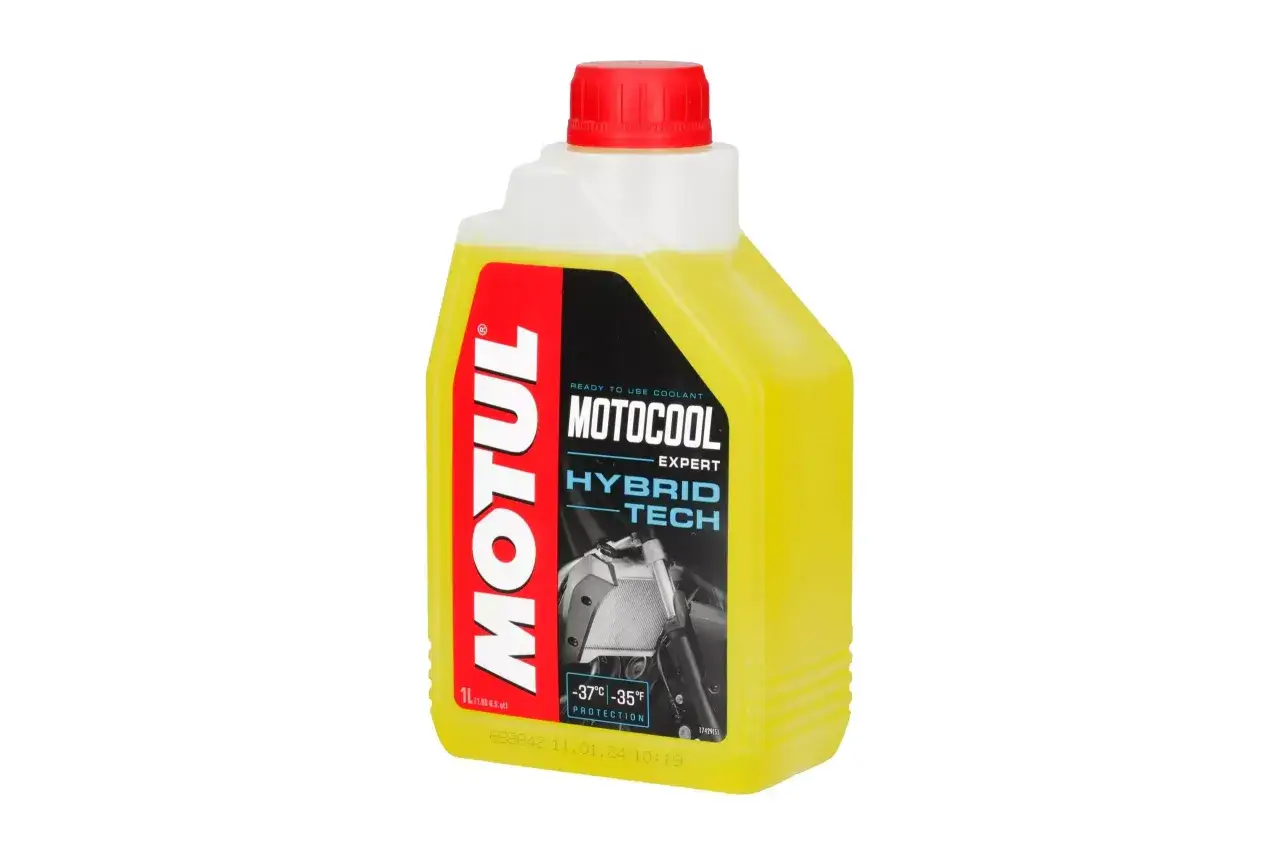 Porównanie płynów Motul Motocool Expert i Factory Line