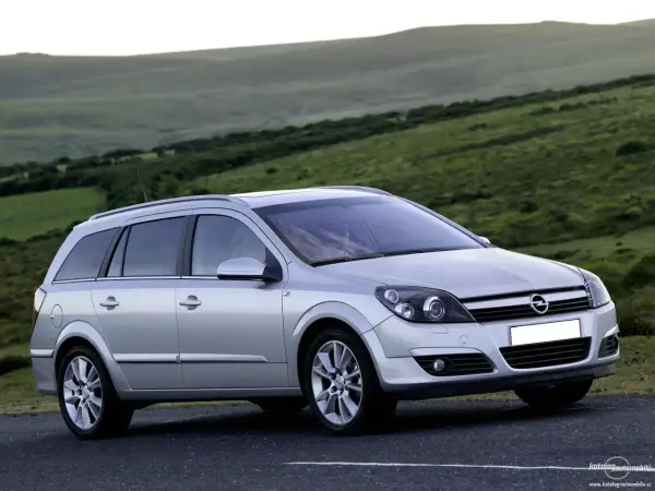Opel Astra H 1.9 CDTI: Pojemność baku? Zasięg, rezerwa, porady