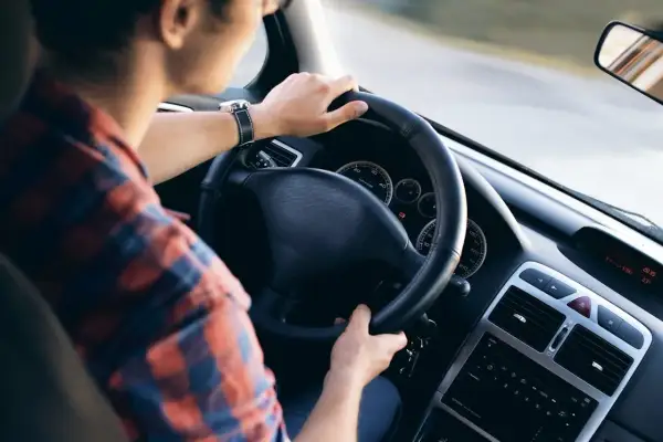 Jak jeździć po wymianie oleju? Pierwsze km decydują o silniku!